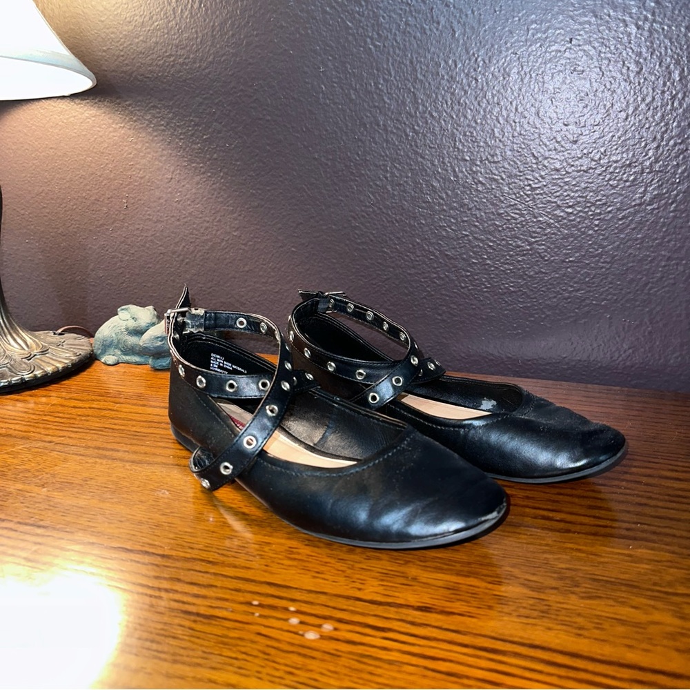 BALLETCORE WRAPED BLACK FLATS